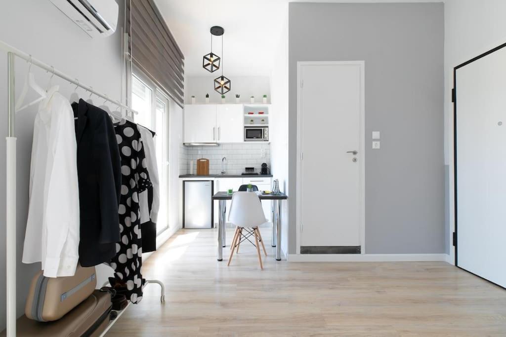 Luminous Studio In Plaka, Next To Syntagma เอเธนส์ ภายนอก รูปภาพ
